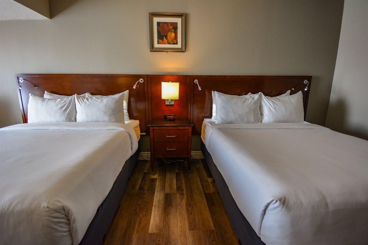 Strata Hotel 3*