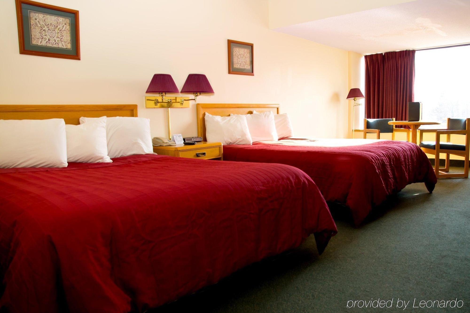 Strata Hotel