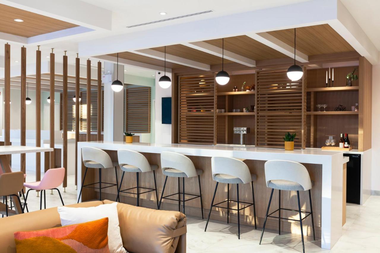 Hotel Strata 3*