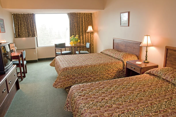 Hotel Strata Kingston