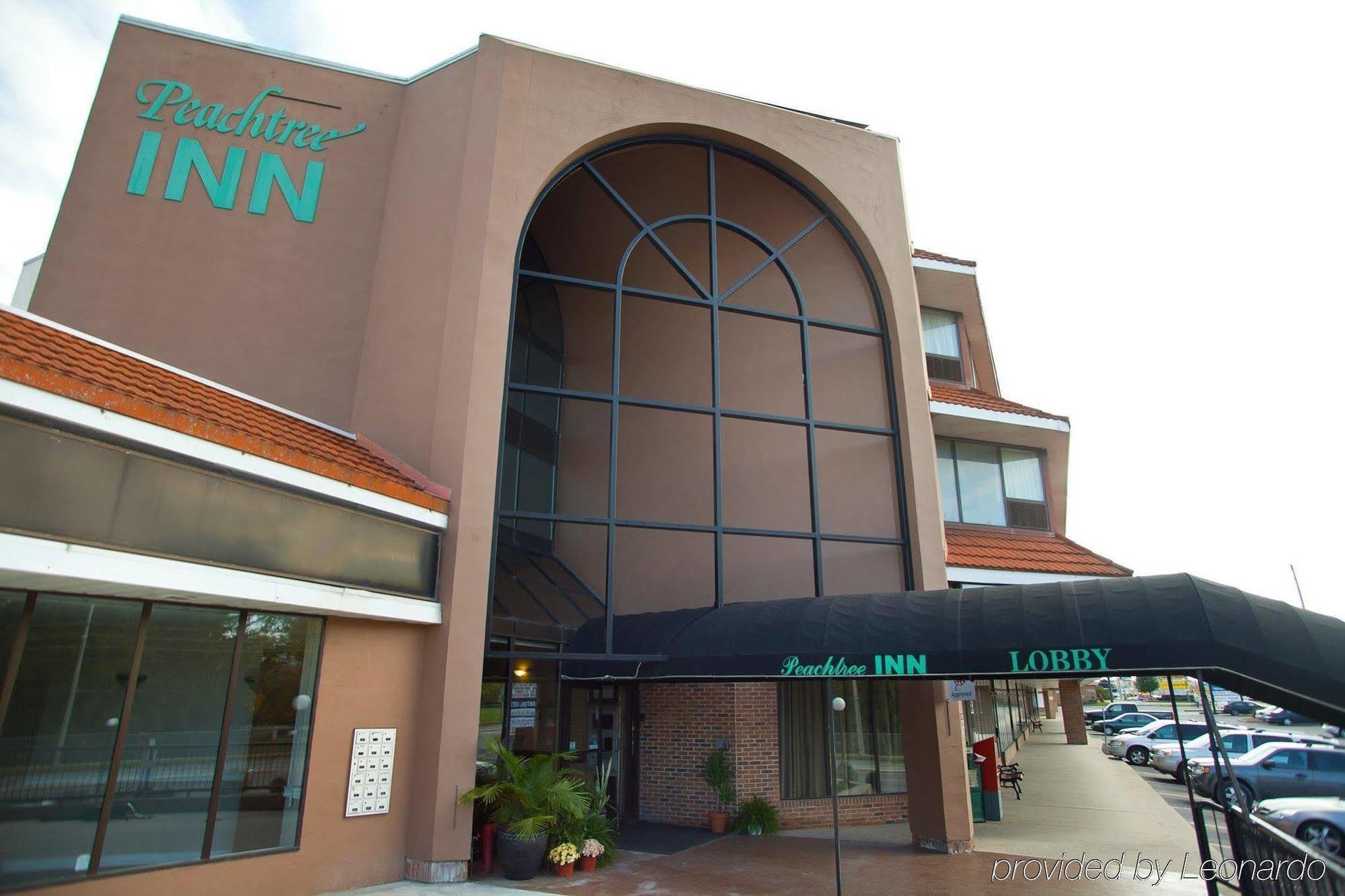 Hotel Strata Kingston
